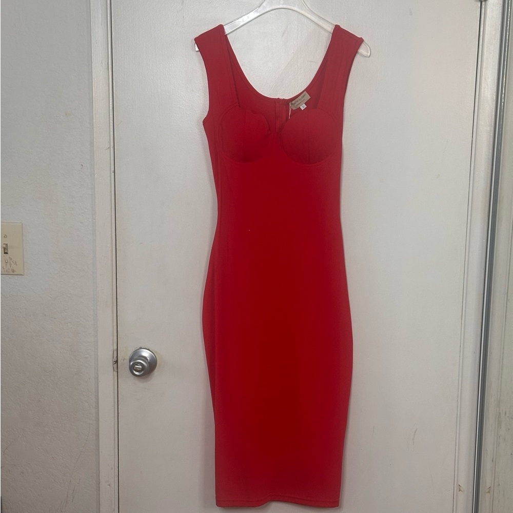 Chic Red Bodycon Dress